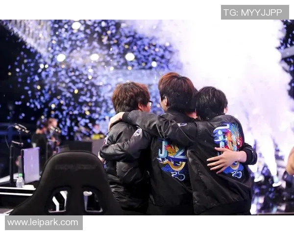 CSGO战术深度解析:揭开EDG战队的胜利密码与策略布局 CSGO战术深度解析:揭开EDG战队的胜利密码与策略布局